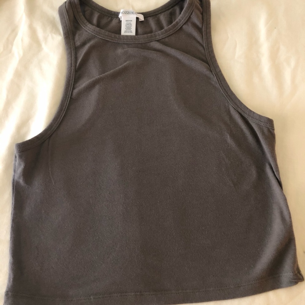 Olive slight crop tan top size medium